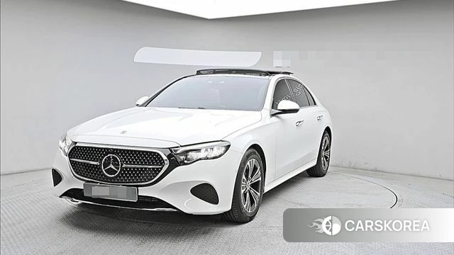 Mercedes-Benz E-Class W214 2024 Белый из Кореи