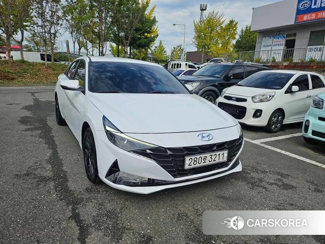 Hyundai Avante (CN7) 2022 Белый из Кореи