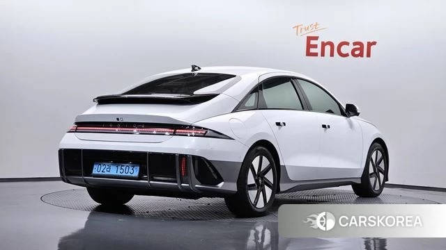 Hyundai Ionic 6 2024 Белый из Кореи