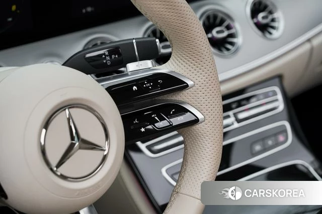 Mercedes-Benz E-Class 2023 Белый из Китая