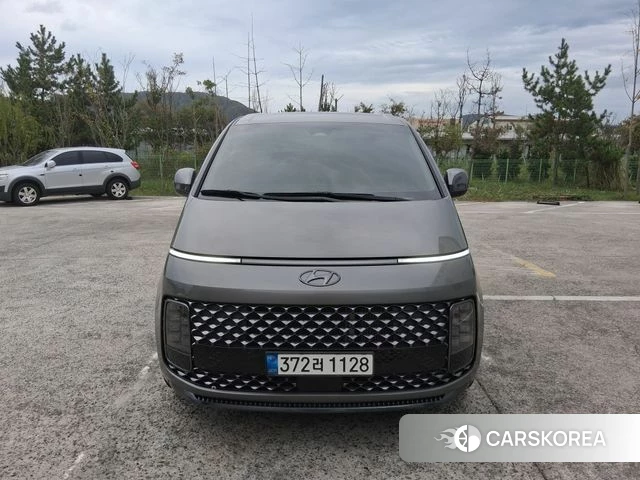 Hyundai Staria 2022 Песочный из Кореи