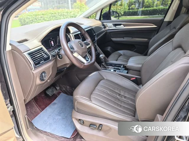 Volkswagen Viloran 2021 Черный из Китая