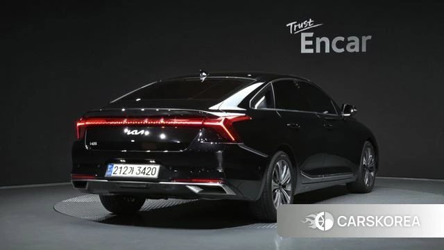 Kia K8 2022 Черный из Кореи