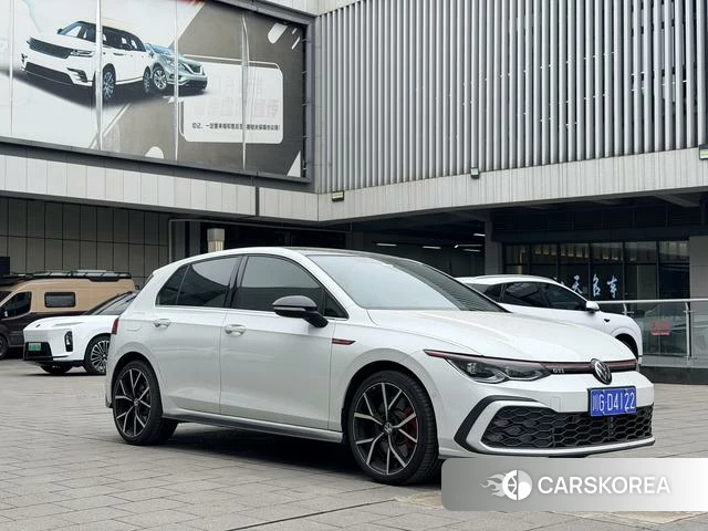Volkswagen Golf 2025 Белый из Китая