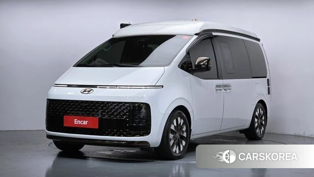 Hyundai Staria 2023 Белый из Кореи