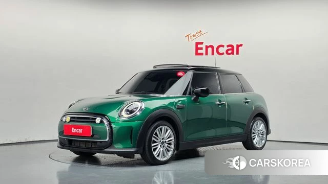 Mini Cooper 2021 Зеленый из Кореи