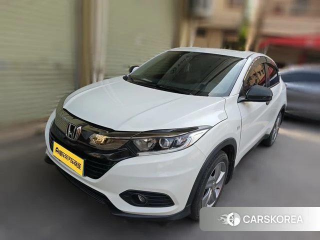 Honda Vezel 2021 Белый из Китая
