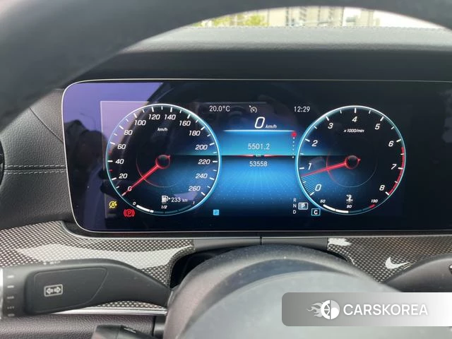 Mercedes-Benz E-Class 2021 Белый из Китая