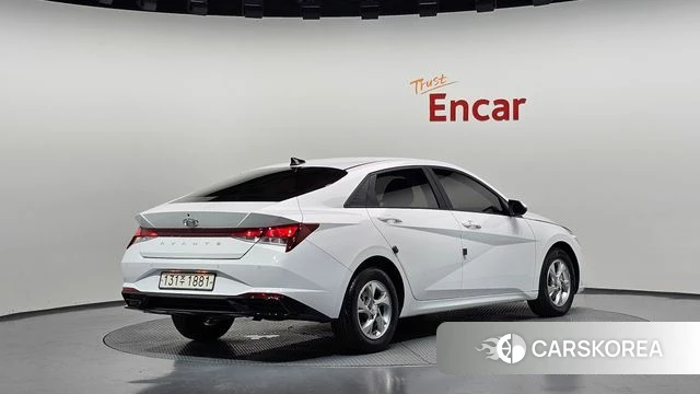 Hyundai Avante (CN7) 2022 Белый из Кореи