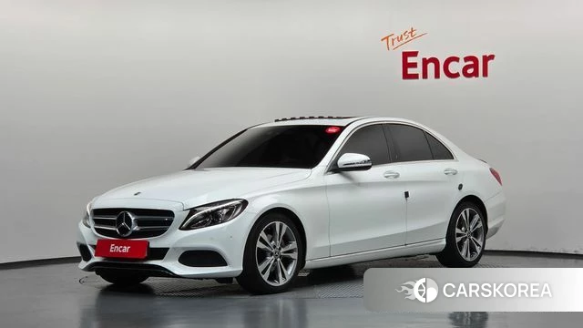 Mercedes-Benz C-Class W205 2018 Белый из Кореи