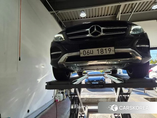 Mercedes-Benz GLE - Class W166 2018 Черный из Кореи