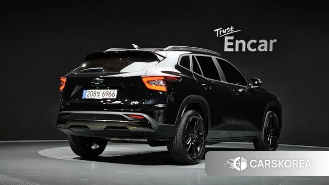 Chevrolet (GM Daewoo) Trax Crossover 2024 Черный из Кореи
