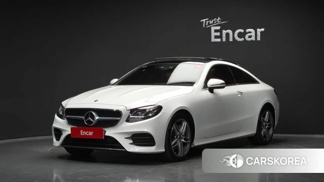 Mercedes-Benz E-Class W213 2018 Белый из Кореи