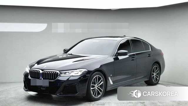 BMW 5 Series (G30) 2021 Черный из Кореи