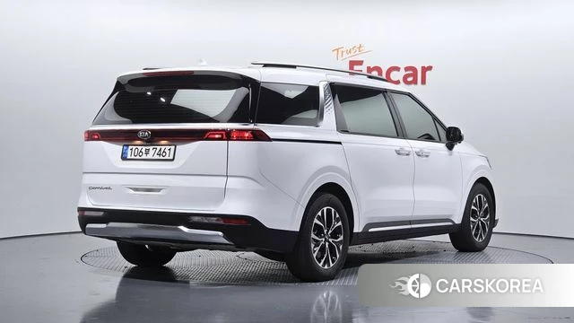 Kia Carnival 4th generation 2021 Белый из Кореи