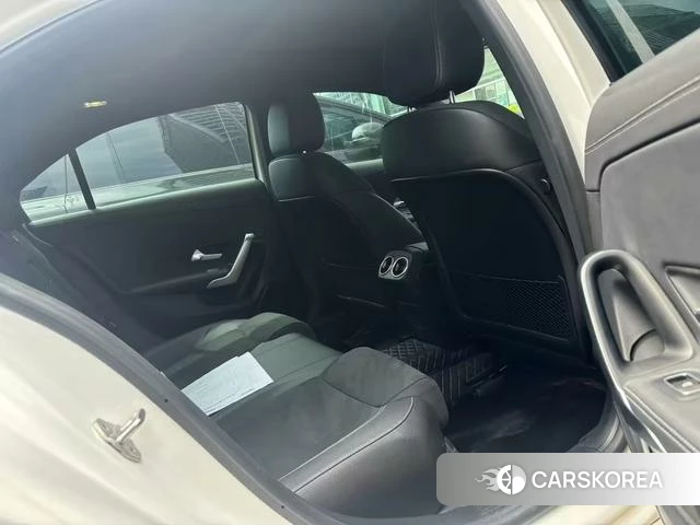 Mercedes-Benz A-Class 2023 Белый из Китая