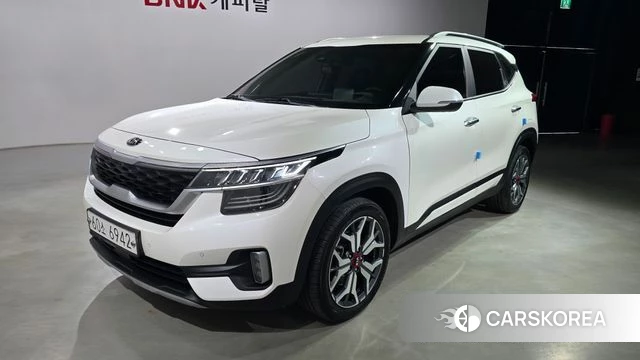 Kia Seltos 2019 Белый из Кореи