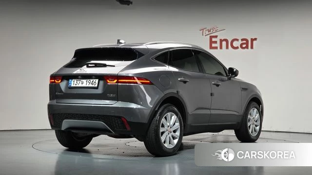 Jaguar E-PACE 2019 Серый из Кореи