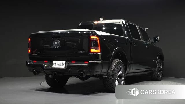 Dodge Lampicup 2020 Черный из Кореи