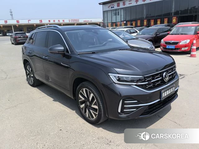 Volkswagen Tayron 2023 Черный из Китая
