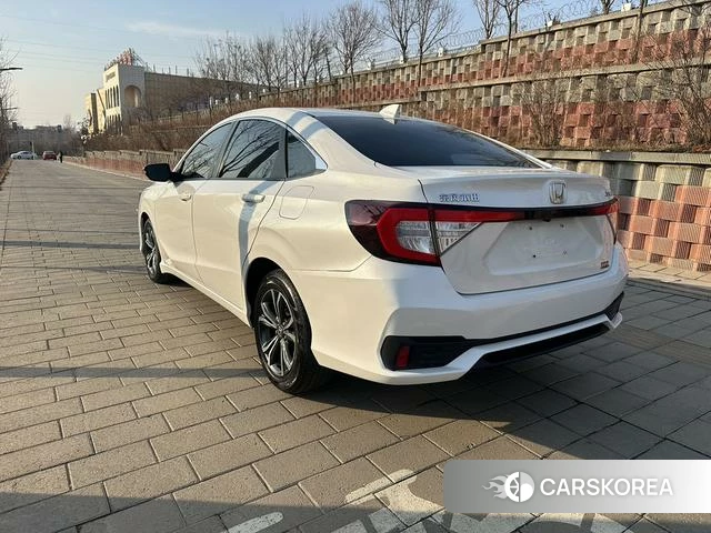 Honda Envix 2023 Белый из Китая