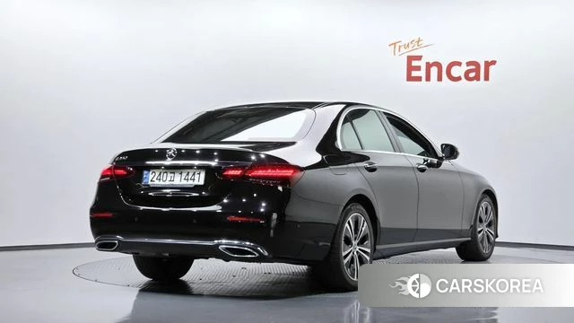 Mercedes-Benz E-Class W213 2020 Черный из Кореи