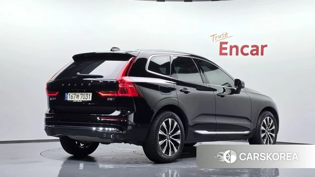 Volvo XC60 second Generation 2023 Черный из Кореи, фото 2