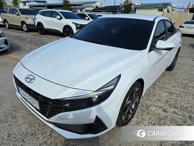 Hyundai Avante (CN7) 2022 Белый из Кореи