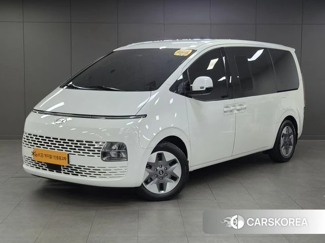 Hyundai Staria 2023 Белый из Кореи