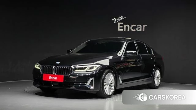 BMW 5 Series (G30) 2022 Черный из Кореи