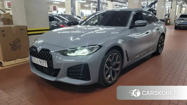 BMW 4 Series (G22) 2024 Светло-серебряный цвет из Кореи