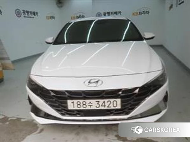 Hyundai Avante (CN7) 2021 Белый из Кореи