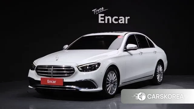 Mercedes-Benz E-Class W213 2021 Белый из Кореи