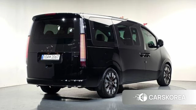 Hyundai Staria 2022 Черный из Кореи