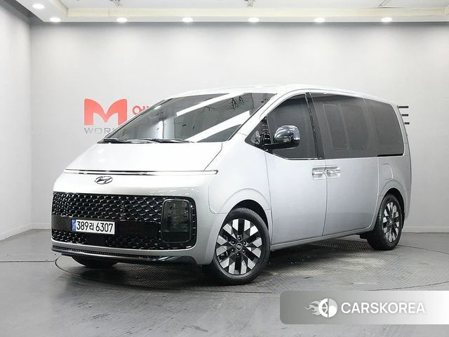 Hyundai Staria 2022 Серебряный из Кореи