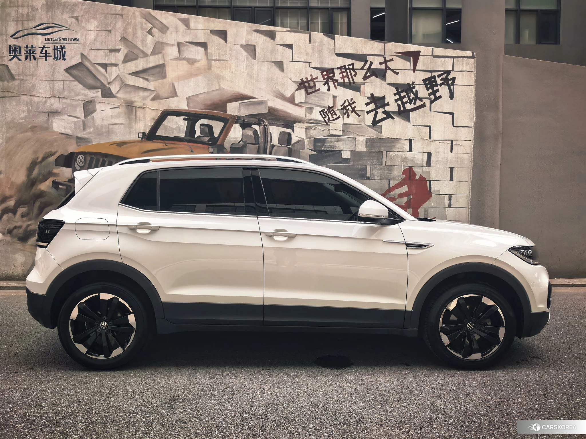 Volkswagen Tacqua 2021 Белый из Китая