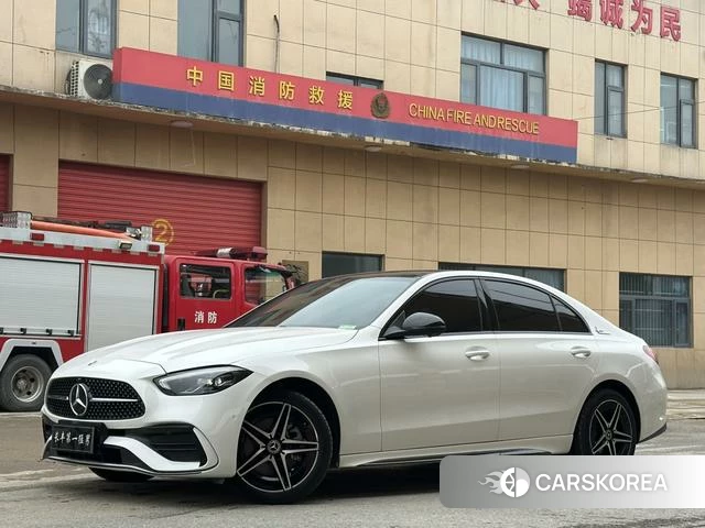 Mercedes-Benz C-class 2023 Белый из Китая