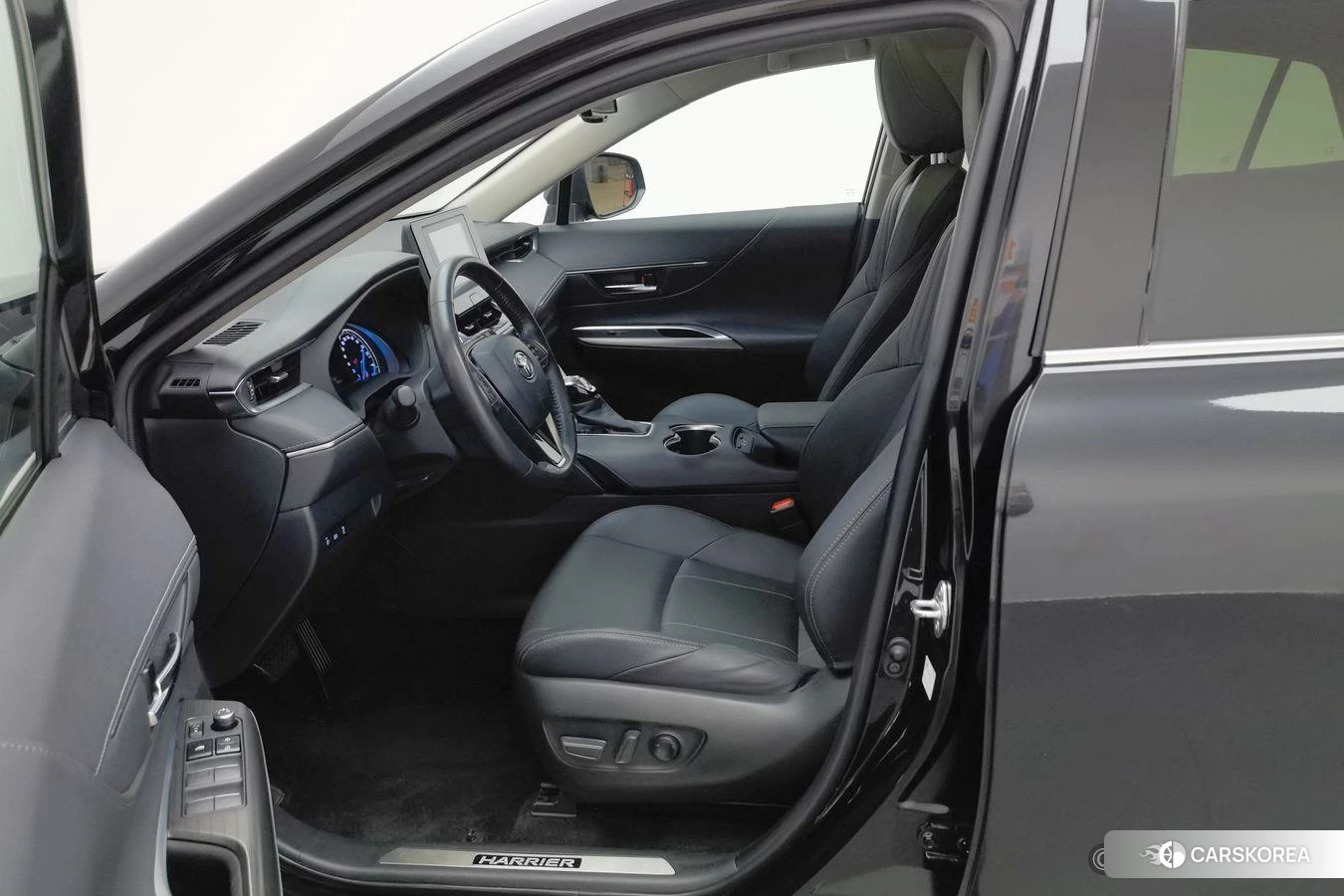 Toyota Harrier 2021 Черный из Китая