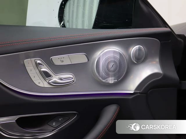 Mercedes-Benz AMG E-Class 2021 Темно-серый из Китая