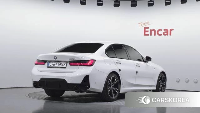 BMW 3 Series (G20) 2023 Белый из Кореи
