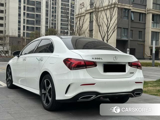 Mercedes-Benz A-Class 2023 Белый из Китая