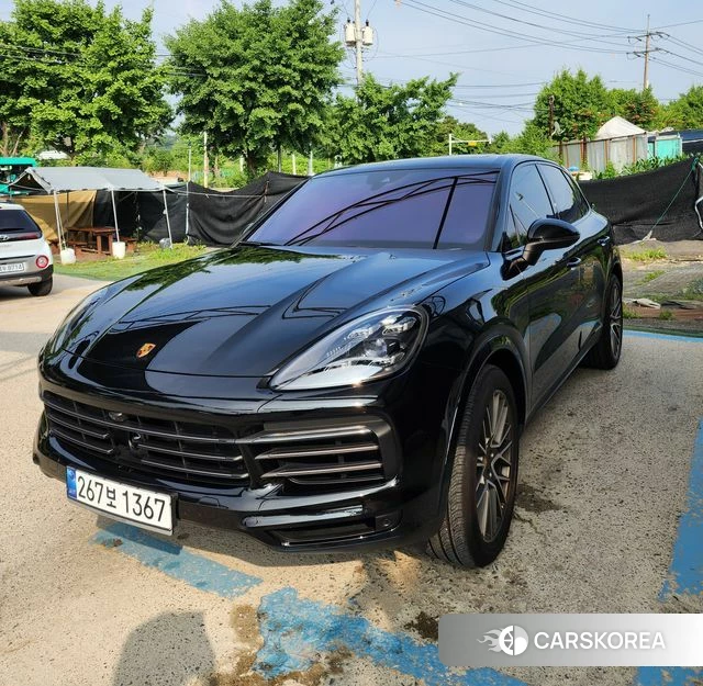 Porsche Cayenne (PO536) 2023 Черный из Кореи