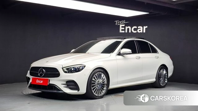 Mercedes-Benz E-Class W213 2022 Белый из Кореи