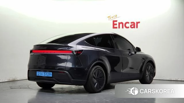 Tesla Model Y 2026 Серый из Кореи