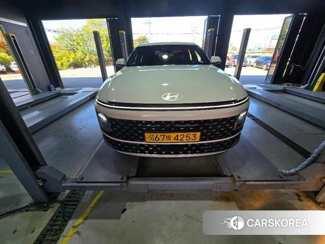 Hyundai Grandeur (GN7) 2024 Белый из Кореи