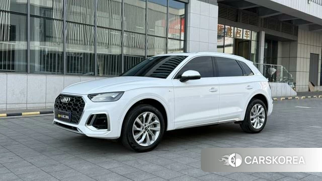 Audi Q5L 2022 Белый из Китая