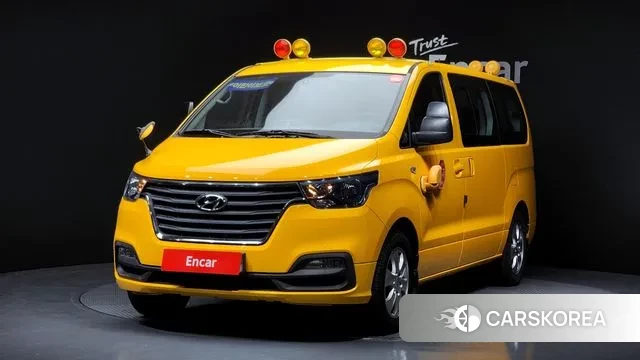 Hyundai The New Grand Starex 2019 Желтый из Кореи