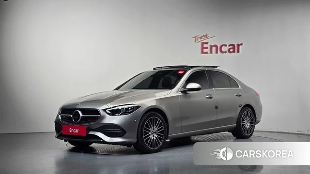 Mercedes-Benz C-Class W206 2022 Серебристо-серый из Кореи