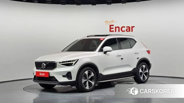 Volvo XC40 2024 Белый из Кореи