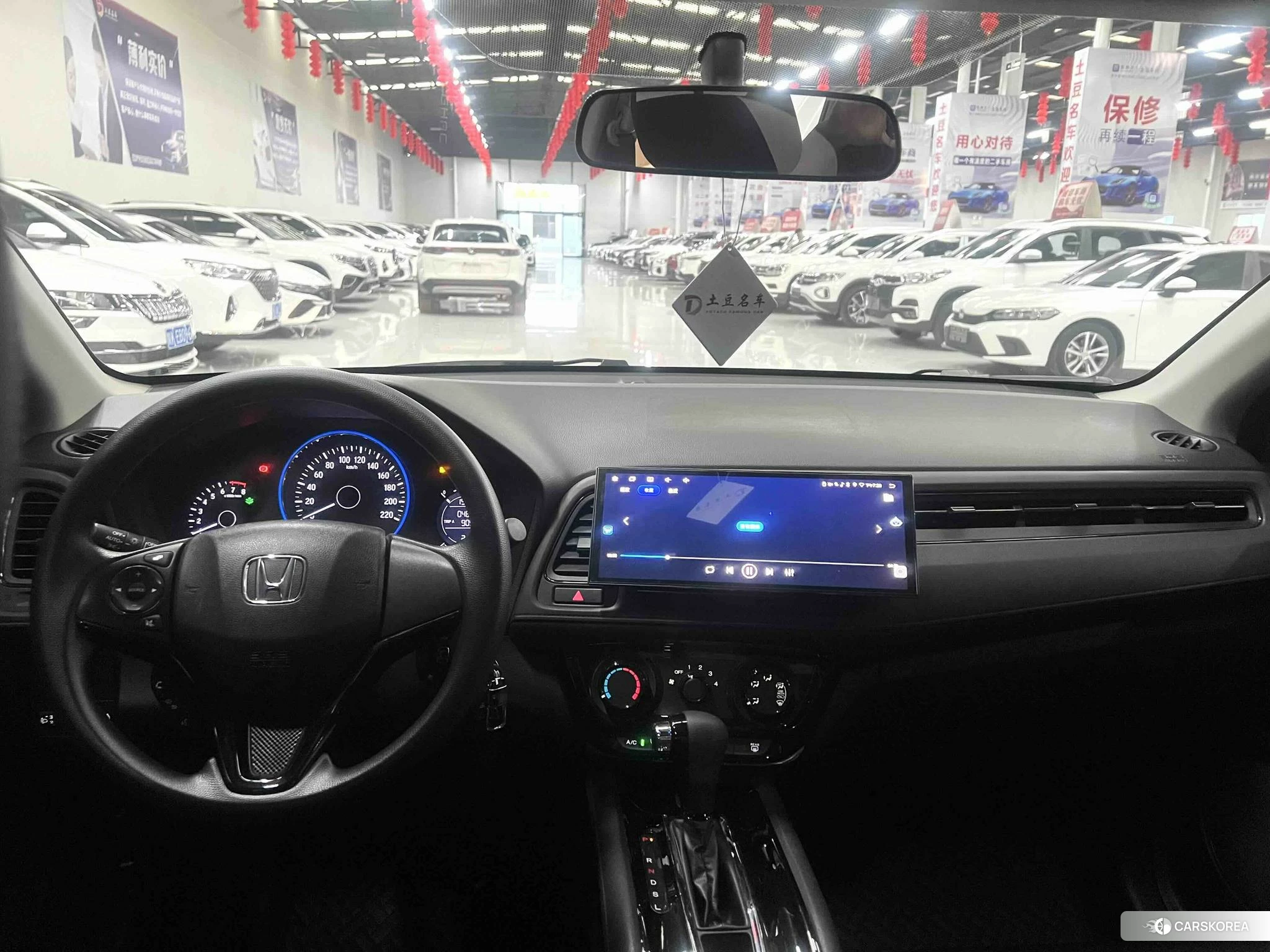 Honda Vezel 2020 Белый из Китая